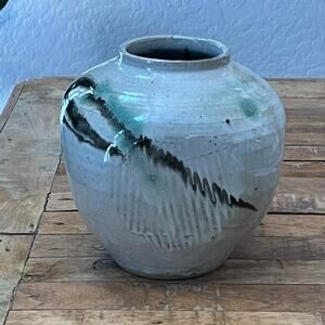 Art Studio Pottery Vintage Vase 8" Speckled Black & Blue Abstract